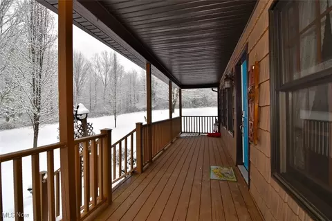 Exterior - 3302 S Ridge Rd E, Ashtabula, OH 44004 photo 4 of 9