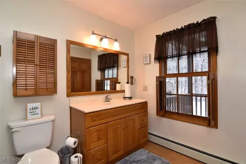 Bath - 3302 S Ridge Rd E, Ashtabula, OH 44004 photo 1 of 3