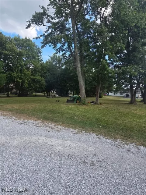Cleveland Avenue Nw, North Canton, OH 44720