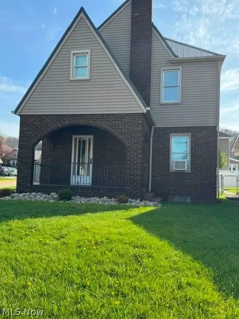 500 Gilbert Ave, Follansbee, WV 26037