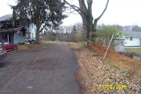 859 Cunningham Rd, Salem, OH 44460