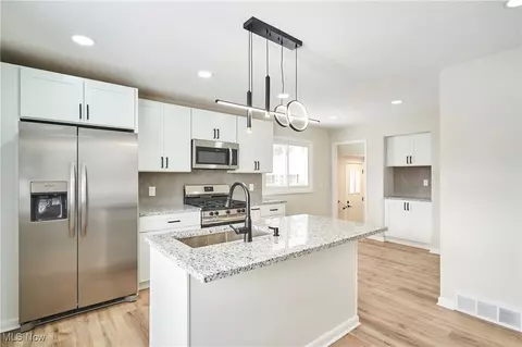 Kitchen - 30705 Grant St, Wickliffe, OH 44092 photo 3 of 4
