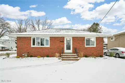 Exterior - 30705 Grant St, Wickliffe, OH 44092 photo 4 of 4