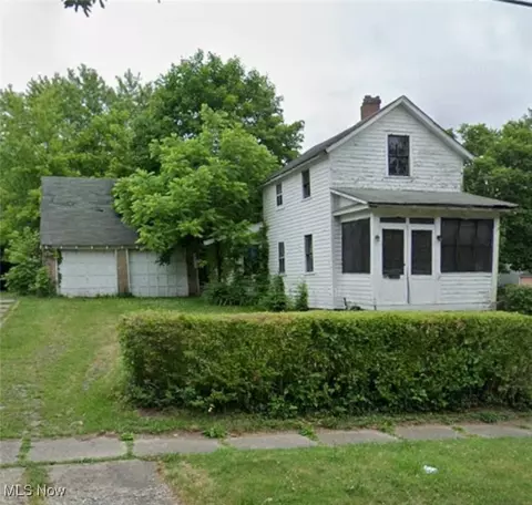 447 S Diamond St, Ravenna, OH 44266
