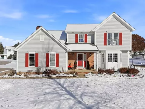 415 Normandy Ct, Aurora, OH 44202