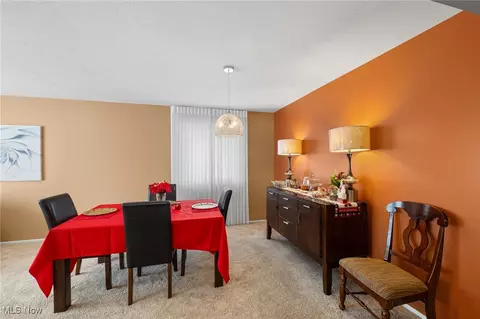 Dining - 2000 Coventry Dr, Parma, OH 44134 photo 4 of 4
