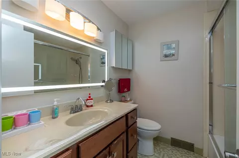 Bath - 2000 Coventry Dr, Parma, OH 44134 photo 1 of 3