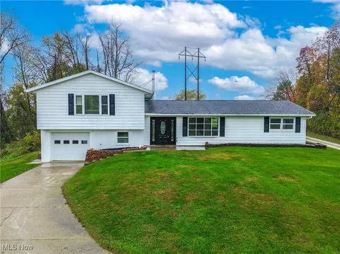 64318 Haught Rd, Cambridge, OH 43725