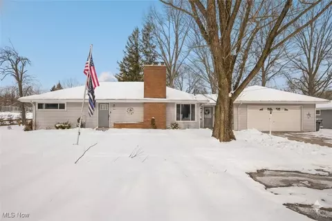 15446 Drake Rd, Strongsville, OH 44136