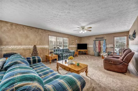 41763 Rachael Dr, Lagrange, OH 44050 photo 9