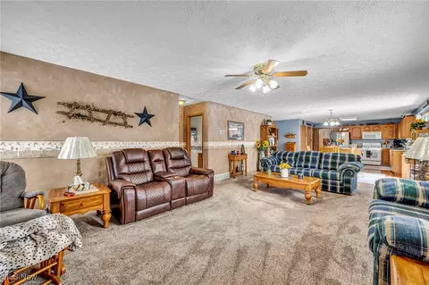 41763 Rachael Dr, Lagrange, OH 44050 photo 8