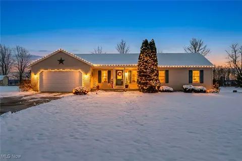 41763 Rachael Dr, Lagrange, OH 44050