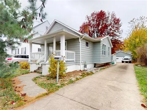26581 Oriole Ave, Euclid, OH 44132