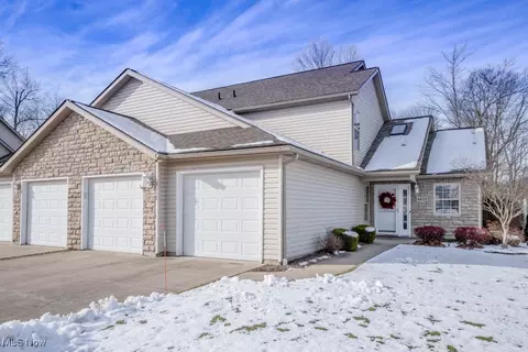 4632 Creekside Dr, Kent, OH 44240