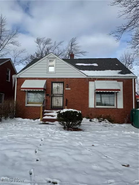 21607 Libby Rd, Maple Heights, OH 44137