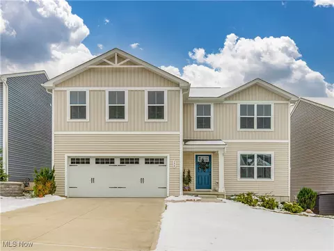 194 Captain Trl, Seville, OH 44273