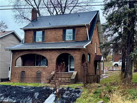 1057 Pennsylvania Ave, Weirton, WV 26062