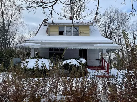 3648 E 129th St, Cleveland, OH 44105