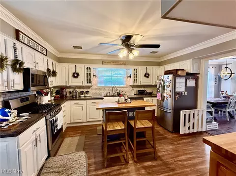 9 Storch Ave, Wheeling, WV 26003 photo 7