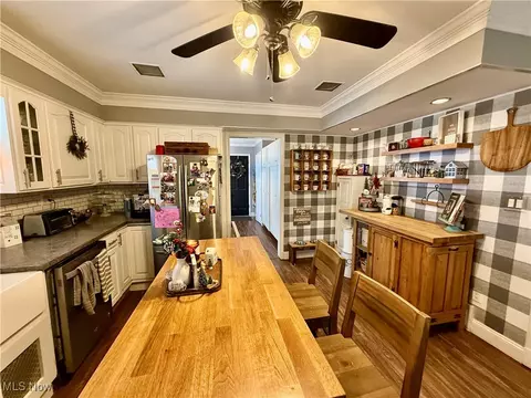 9 Storch Ave, Wheeling, WV 26003 photo 10