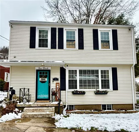 9 Storch Ave, Wheeling, WV 26003 photo 2