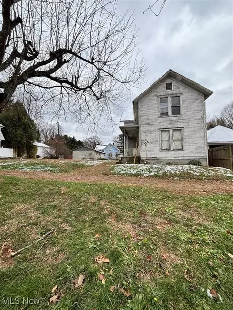 404 E 404 12 406 12 E Montgomery St, Marietta, OH 45750
