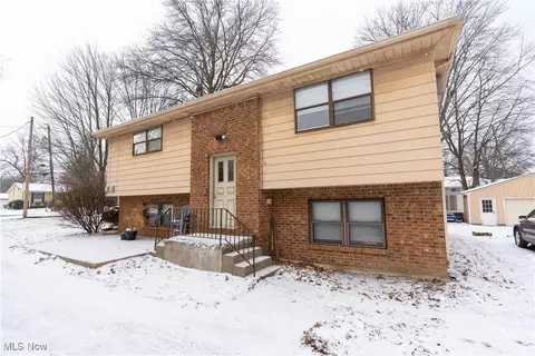 39083910 Frederick St, Youngstown, OH 44515