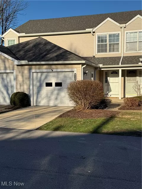 4235 River Ridge Dr #B, Cleveland, OH 44109