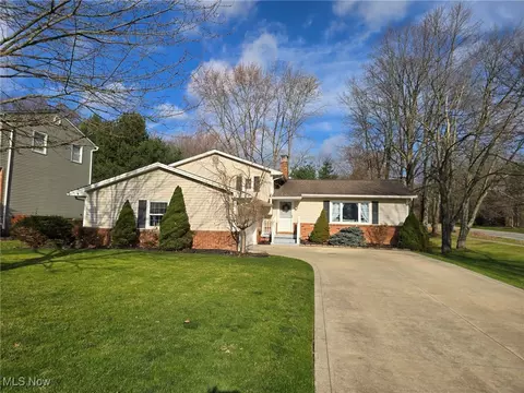 33755 Carriage Park Dr, Solon, OH 44139