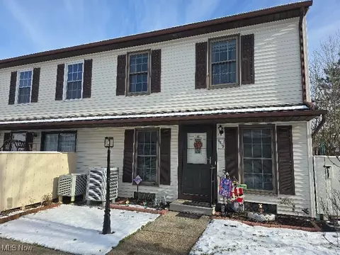 6572 Liberty Bell Dr #23C, Brook Park, OH 44142