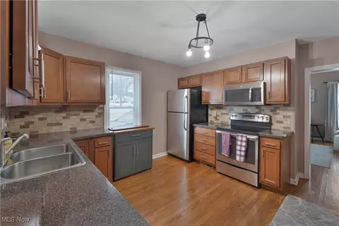 1307 Shields Rd, Youngstown, OH 44511 photo 5