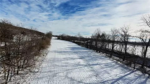 8079 Columbus Rd, Mount Vernon, OH 43050