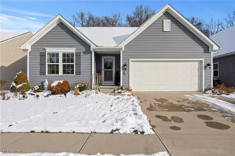 7537 Greenlawn Dr, North Ridgeville, OH 44039