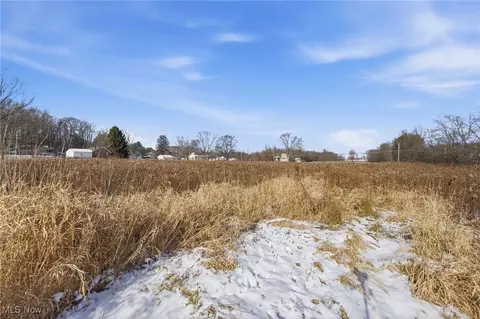 Mapleton Street Se, Canton, OH 44707 photo 14