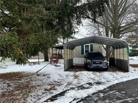 5852 Cleveland Rd #51, Wooster, OH 44691