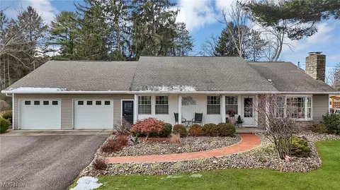 3785 Mill Dr, Zanesville, OH 43701