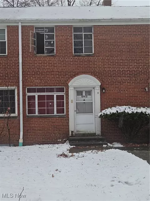 470 Kenwood Dr #D, Euclid, OH 44123
