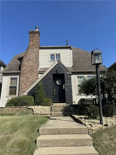 807 Harrison, Cambridge, OH 43725