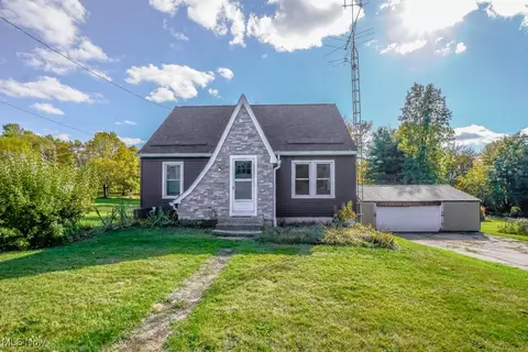 2000 Prairie College St SW, Canton, OH 44706