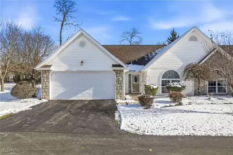 601 E Western Reserve Rd #1401, Youngstown, OH 44514