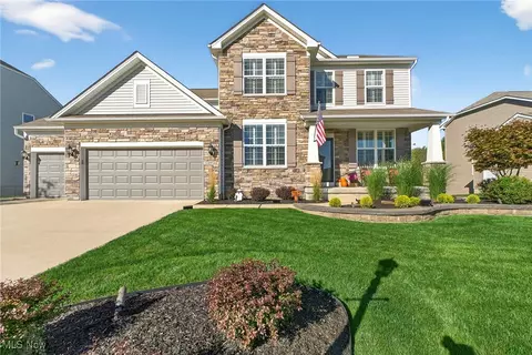 18926 Ledgestone Dr, Strongsville, OH 44149