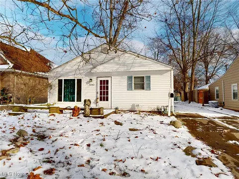5043 Forest Rd, Mentor, OH 44060