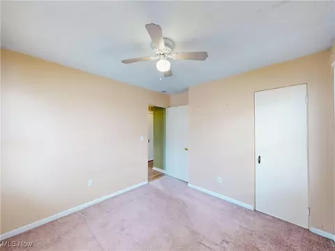 Bedroom - 5043 Forest Rd, Mentor, OH 44060 photo 7 of 7