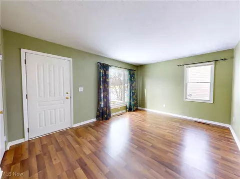 Living - 5043 Forest Rd, Mentor, OH 44060 photo 1 of 4