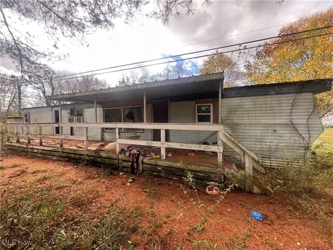 11945 Bottom Rd, Dresden, OH 43821 photo 2