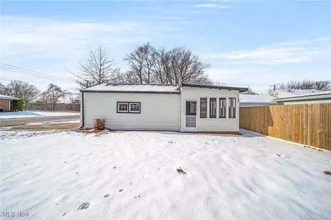 3044 Columbus Ave, Ashtabula, OH 44004 photo 7