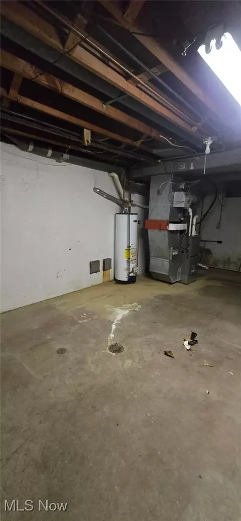 Other - 7159 Springdale Dr, Brookfield, OH 44403 photo 4 of 12