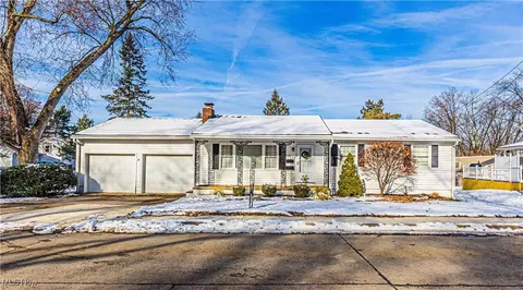 505 E Friendship St, Medina, OH 44256