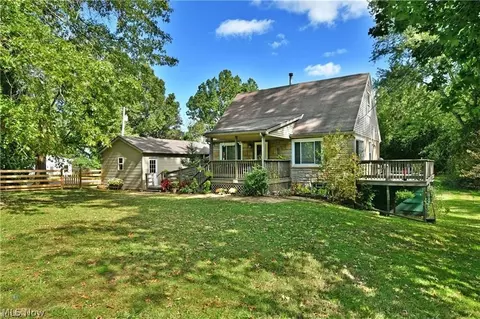 9501 New Buffalo Rd, Canfield, OH 44406