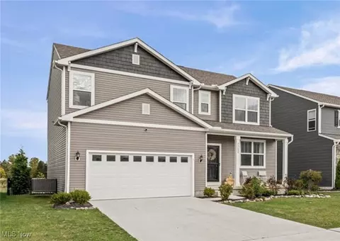 23688 Rebecca Ln, Columbia Station, OH 44028